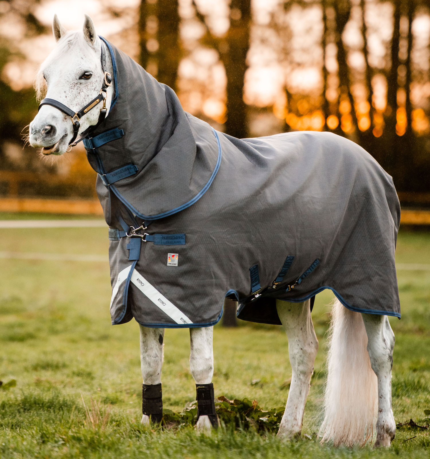 Rhino® Hexstop Plus Vari-Layer Turnout 250g – Horseware Ireland - US