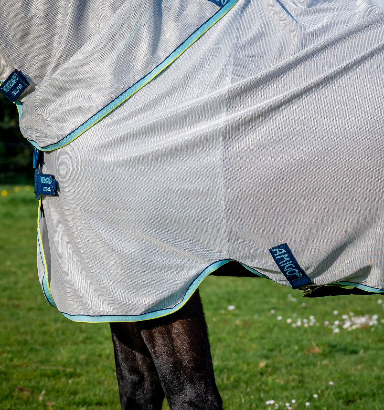 Amigo® XL Bug Rug Fly Sheet with Disc Front Closure 0g – Horseware